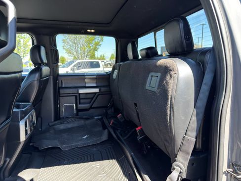 Used 2018 Ford F150 Lariat w/ Equipment Group 502A Luxury AWD/4WD image 9