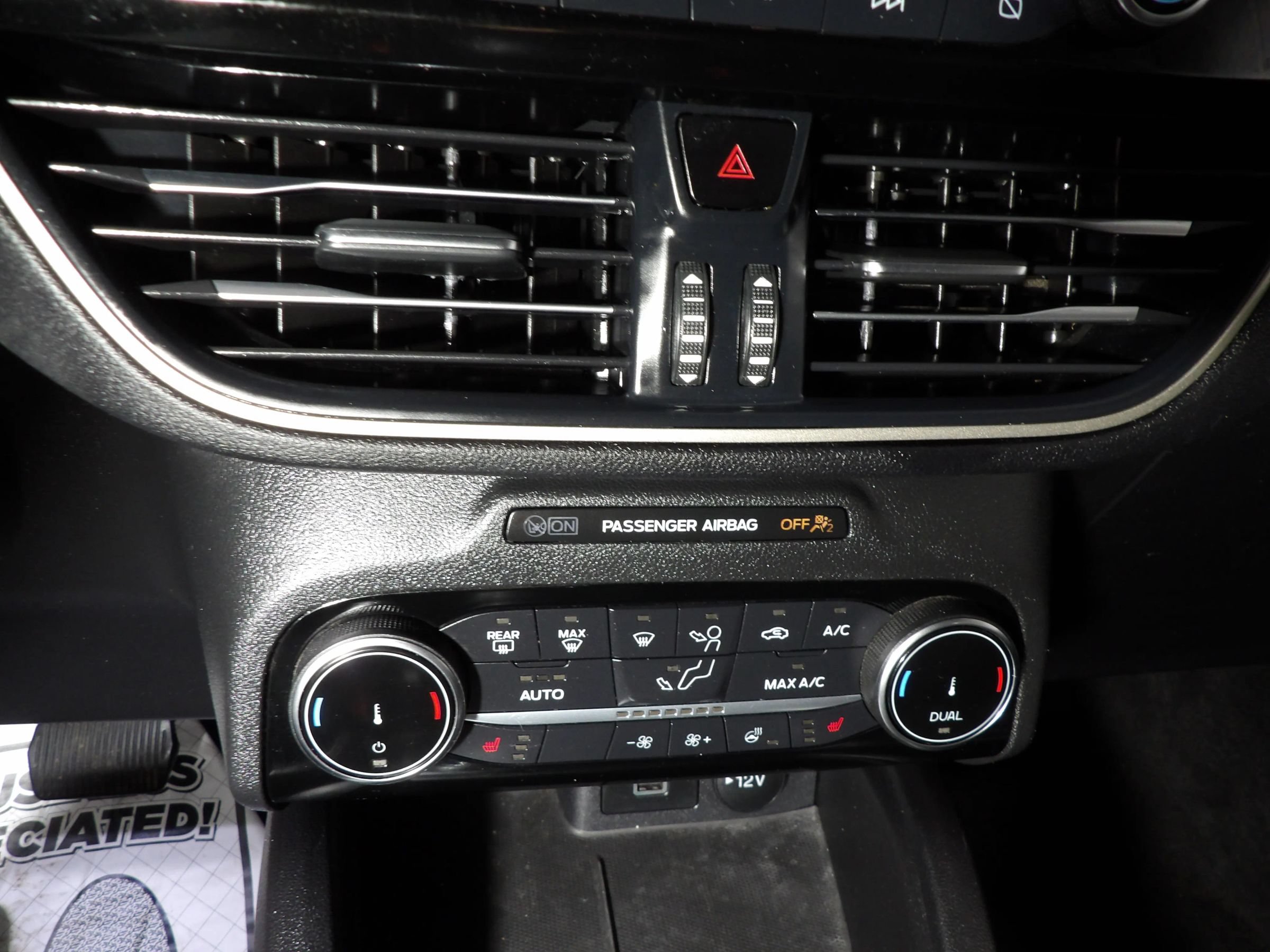 Used 2022 Ford Escape SEL FWD image 14