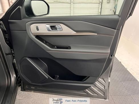 New 2026 Ford Explorer Active AWD/4WD image 35