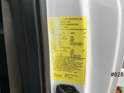 Used 2017 Ford F550 Regular Cab image 19