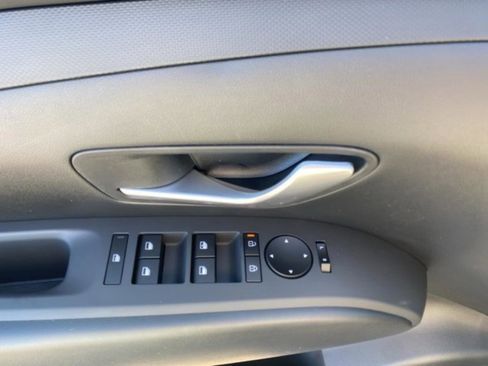 New 2026 Hyundai Santa Cruz SE FWD image 8