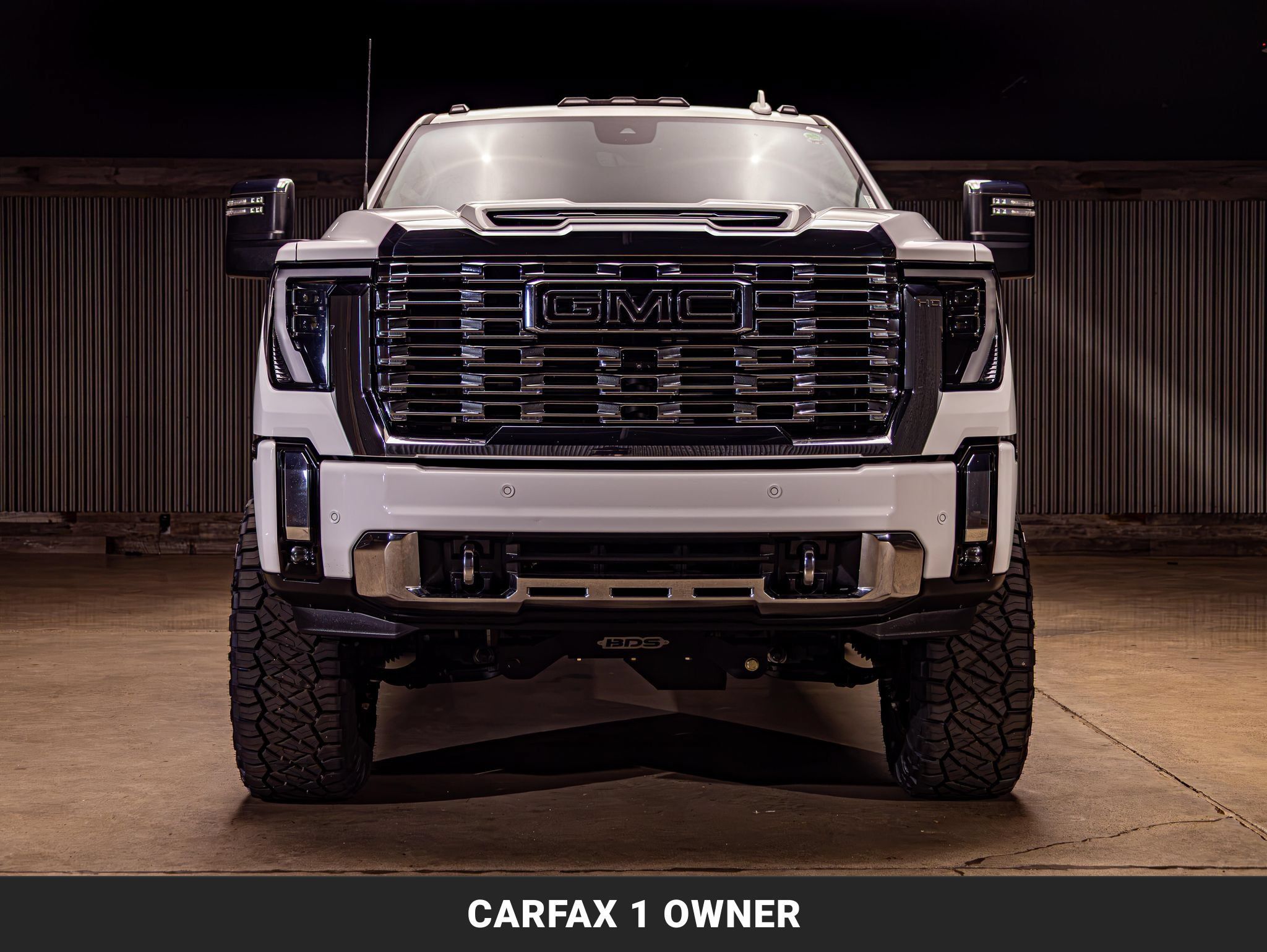 Used 2025 GMC Sierra 2500 Denali w/ Denali Reserve Package AWD/4WD image 4