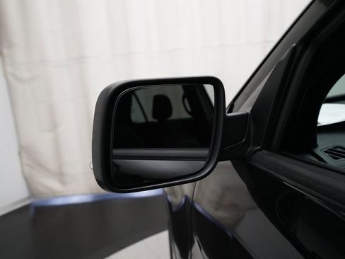 Used 2019 Ford Explorer XLT w/ Equipment Group 201A image 28