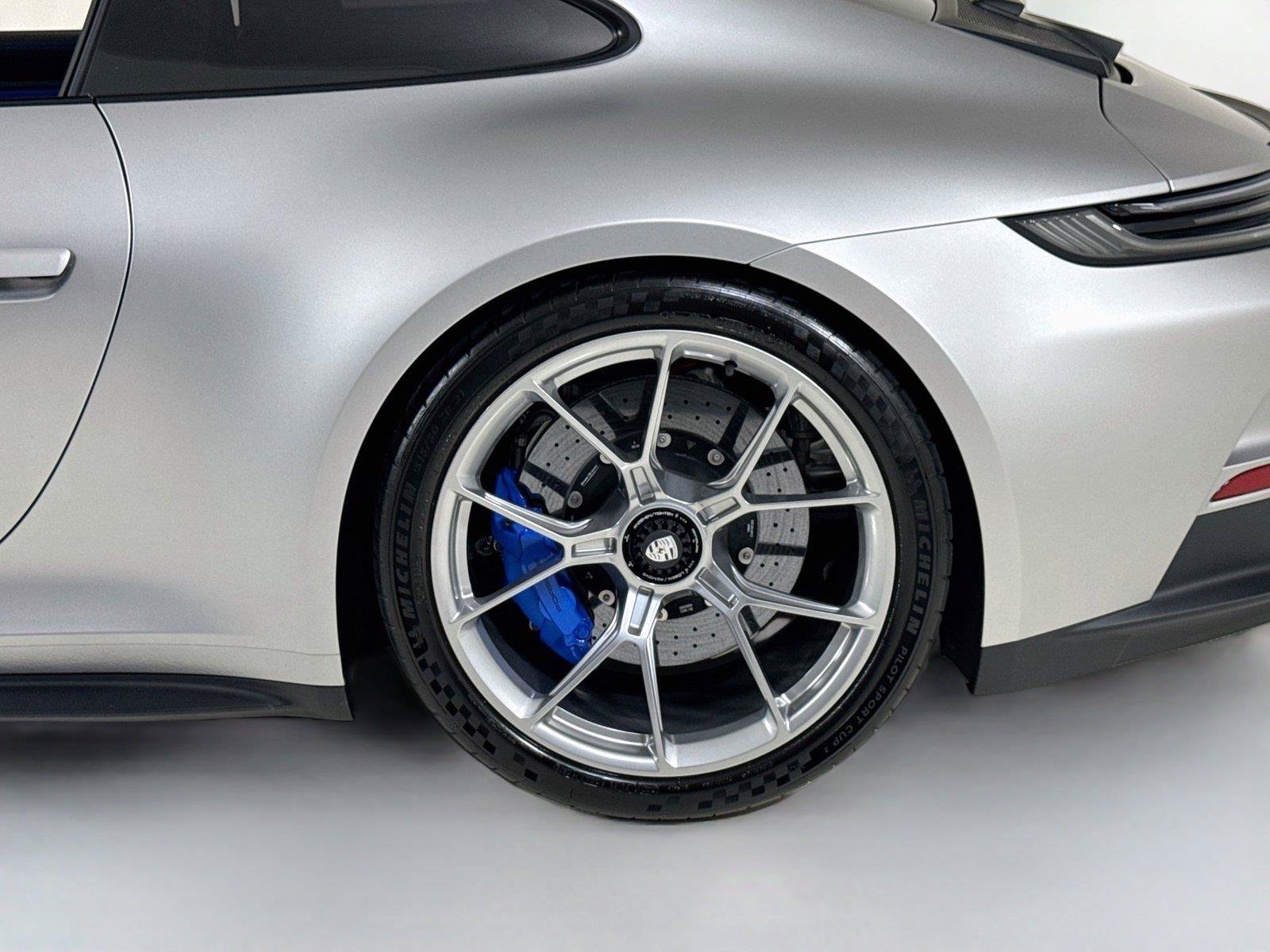 Used 2023 Porsche 911 GT3 RWD image 38