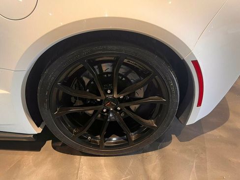 Used 2017 Chevrolet Corvette Grand Sport RWD image 12