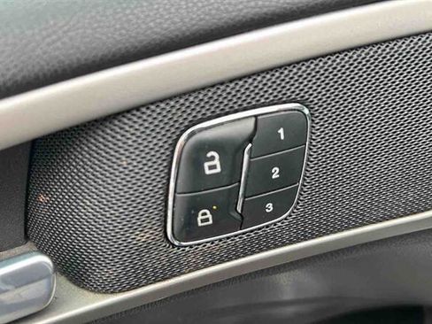 Used 2013 Ford Fusion SE image 15