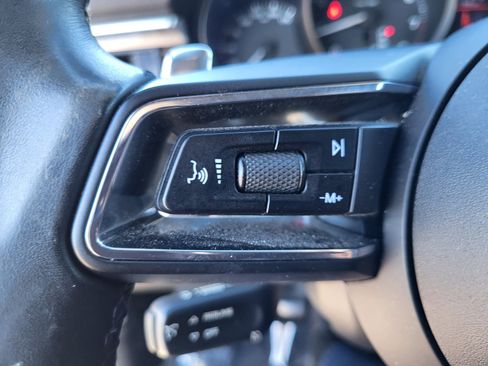 Used 2022 Porsche Macan image 26