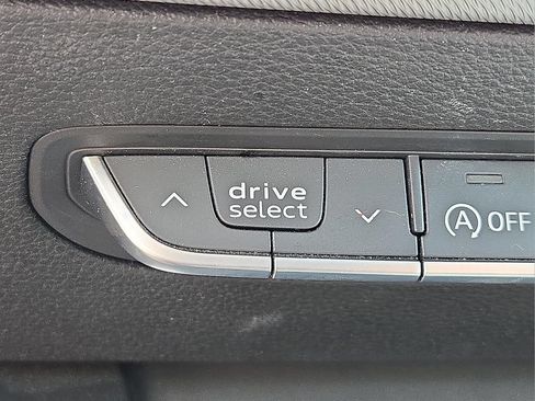Used 2018 Audi A4 2.0T Premium AWD/4WD image 24