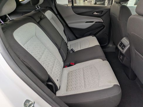 Used 2022 Chevrolet Equinox LT image 26