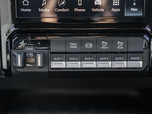 New 2026 RAM 2500 Tradesman w/ Safety Group AWD/4WD image 25