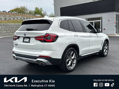 Used 2023 BMW X3 xDrive30i w/ Premium Package AWD/4WD image 4
