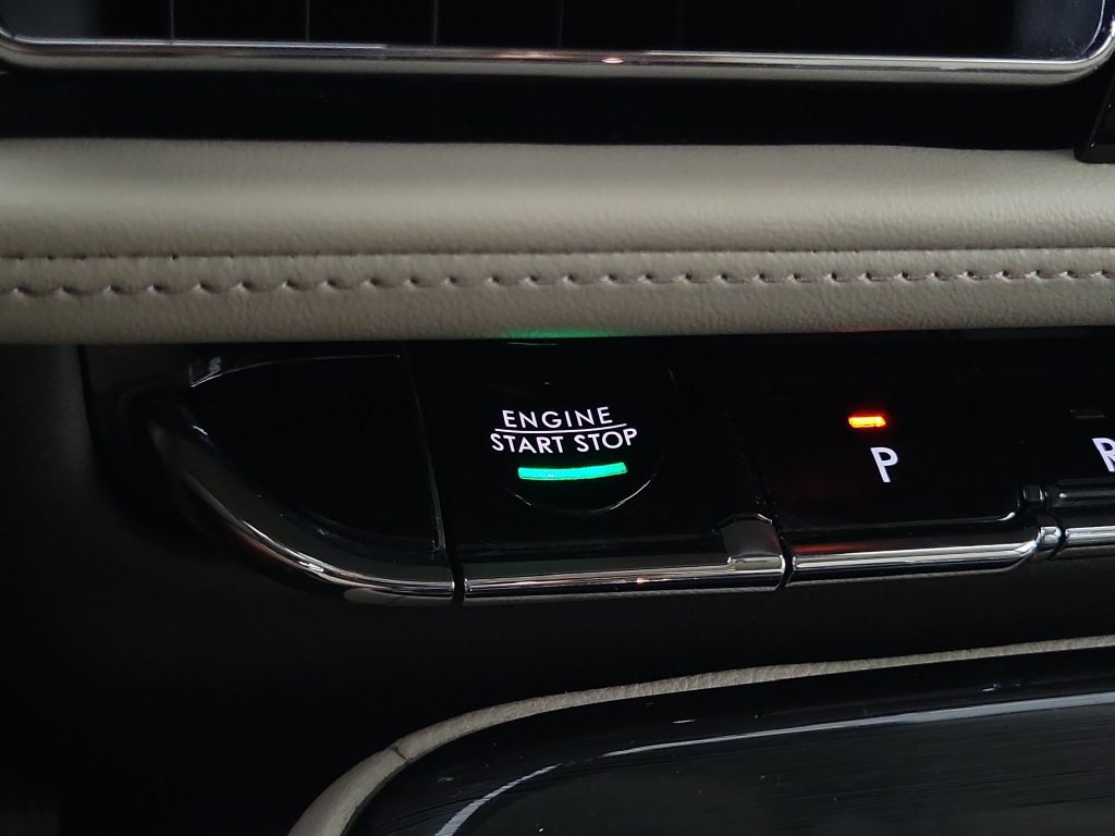 Certified 2023 Lincoln Nautilus Reserve AWD/4WD image 32