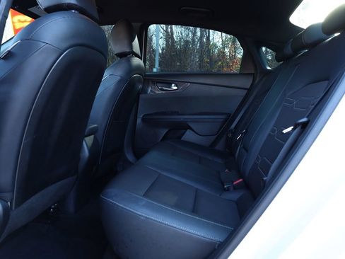 Used 2023 Kia Forte GT-Line image 11