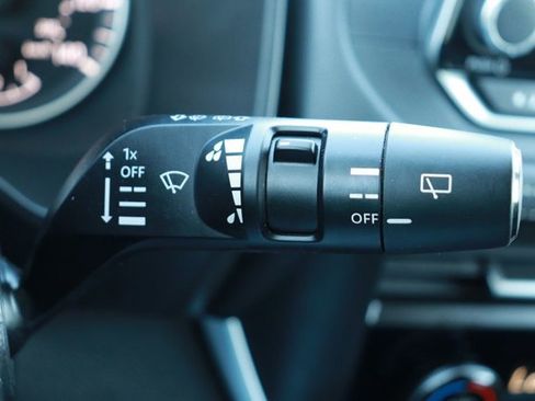 Used 2023 Nissan Rogue SV image 23