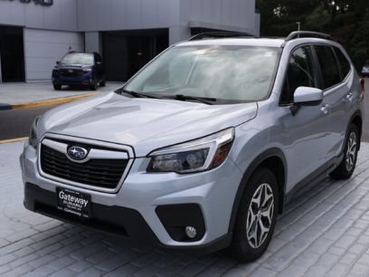 Used 2021 Subaru Forester Premium w/ Popular Package #1