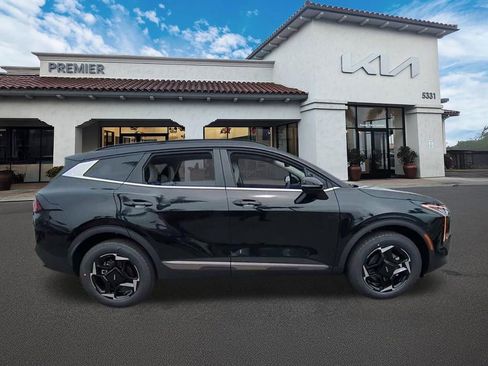 Used 2026 Kia Sportage EX w/ EX Panoramic Sunroof Package image 7