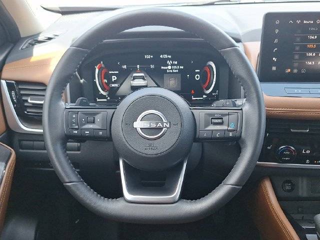 Used 2024 Nissan Rogue Platinum AWD/4WD image 14
