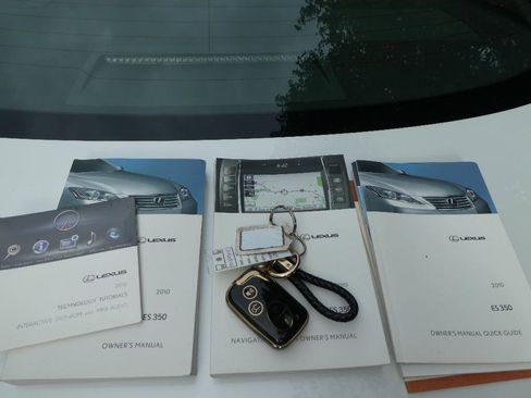 Used 2010 Lexus ES 350 Sedan image 13