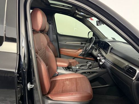 Used 2024 Kia Telluride SX Prestige AWD/4WD image 30