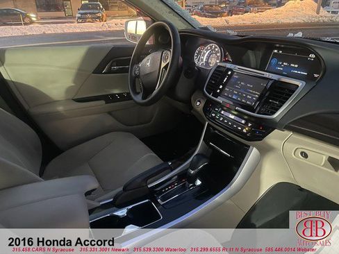 Used 2016 Honda Accord EX image 9