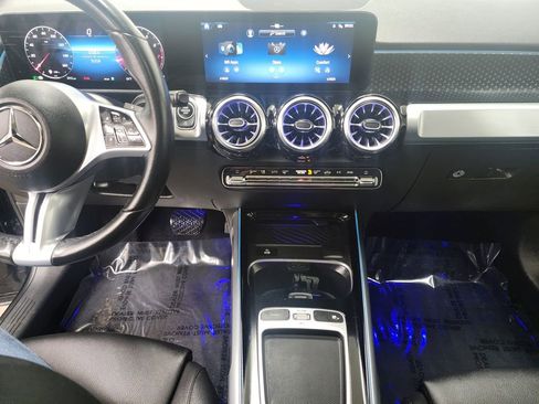Used 2024 Mercedes-Benz GLB 250 GLB 250 image 16