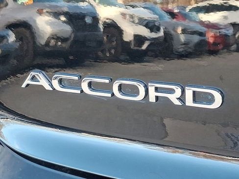 Used 2025 Honda Accord SE image 30