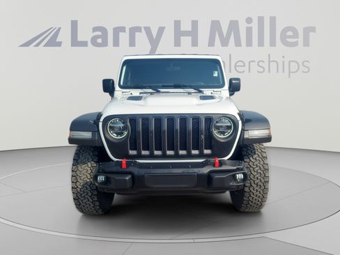 Used 2022 Jeep Wrangler Unlimited Rubicon w/ LED Lighting Group AWD/4WD image 8