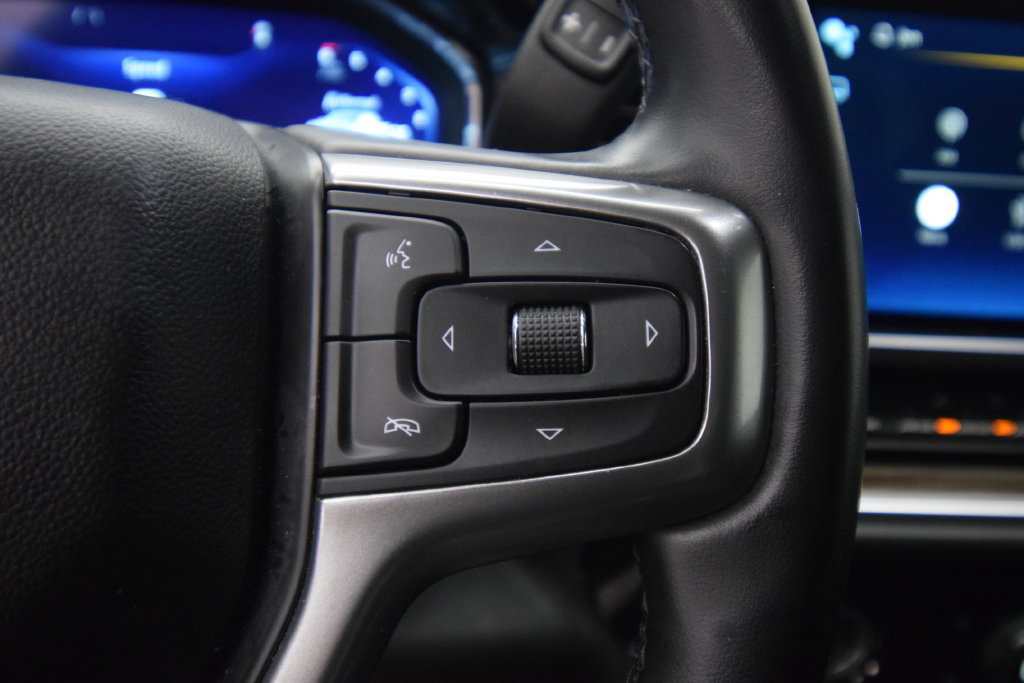 Used 2024 Chevrolet Silverado 1500 LT AWD/4WD image 29