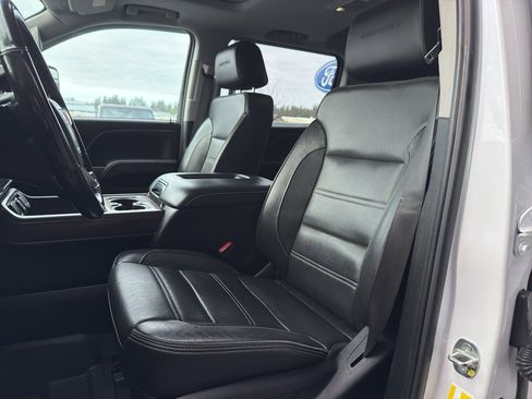 Used 2019 GMC Sierra 3500 Denali image 17