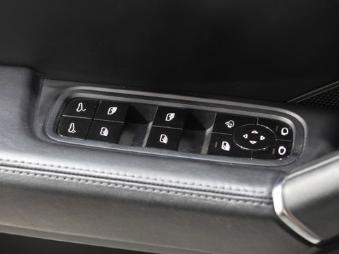 Used 2021 Porsche Cayenne GTS AWD/4WD image 14