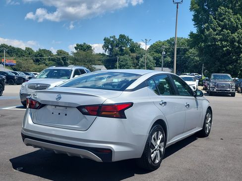 Used 2021 Nissan Altima 2.5 S FWD image 5
