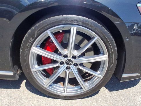 Used 2023 Audi S8 AWD/4WD image 33
