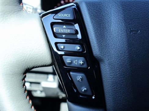 New 2026 Nissan Frontier PRO-4X w/ Pro-4x Convenience Package image 10