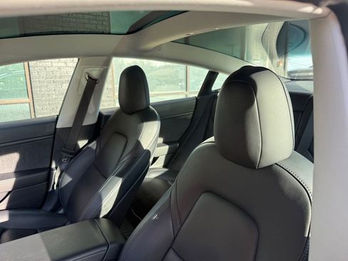 Used 2020 Tesla Model 3 Long Range image 23