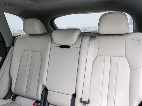 Used 2025 Audi Q5 Premium w/ Convenience Package AWD/4WD image 23