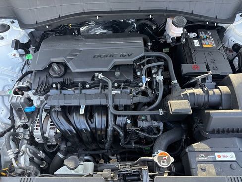 Used 2025 Hyundai Kona SEL image 33