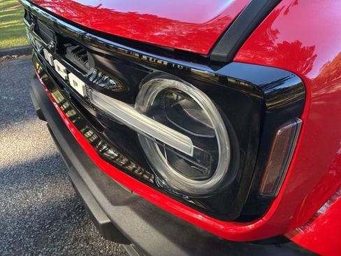 Used 2023 Ford Bronco Outer Banks image 10