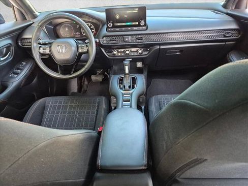 Used 2024 Honda HR-V Sport image 15