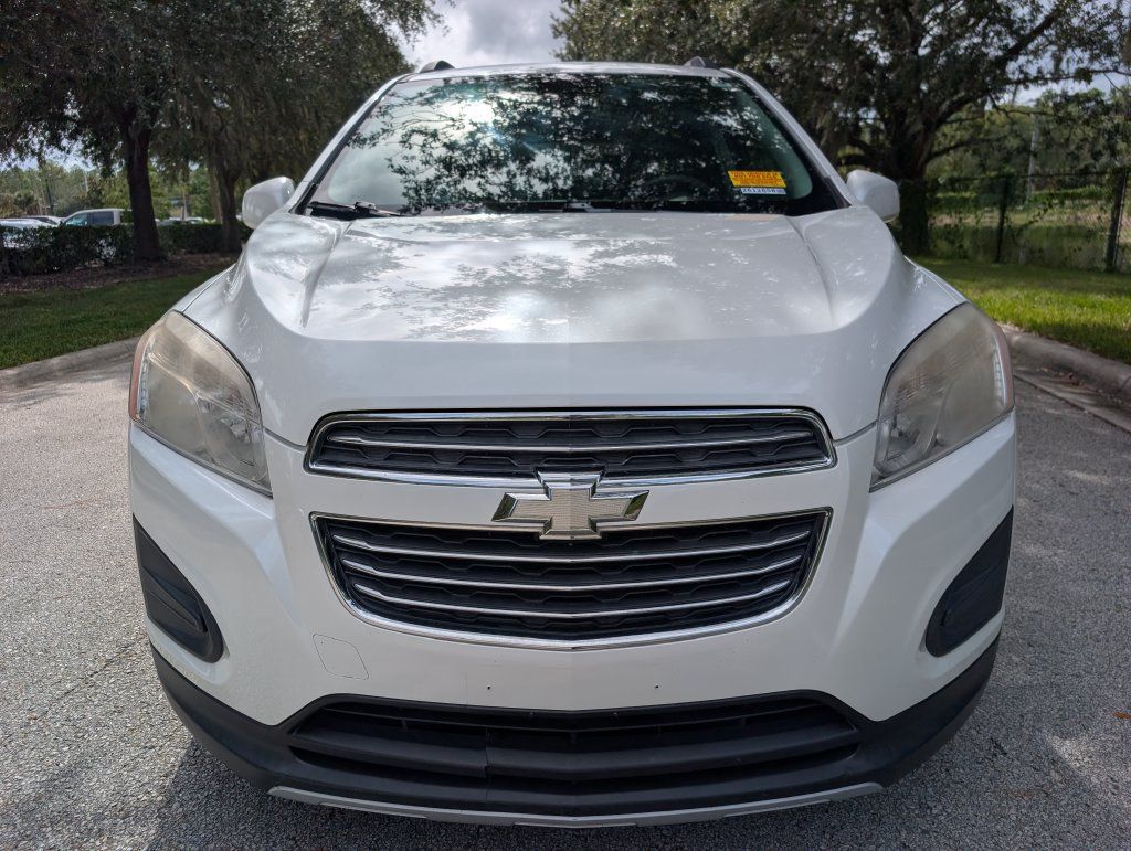 Used 2015 Chevrolet Trax LT w/ LT Plus Package FWD image 2