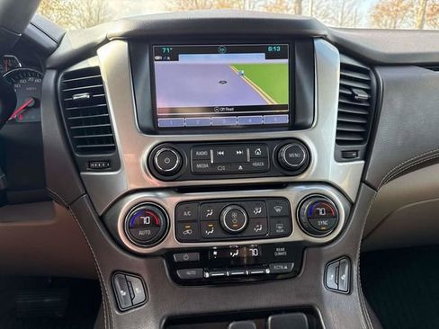 Used 2018 Chevrolet Tahoe LT image 30