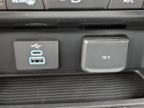 New 2026 Ford F350 XLT w/ XLT Premium Package AWD/4WD image 23