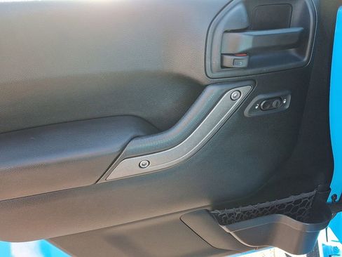 Used 2017 Jeep Wrangler Unlimited Sport w/ Quick Order Package 24S image 13