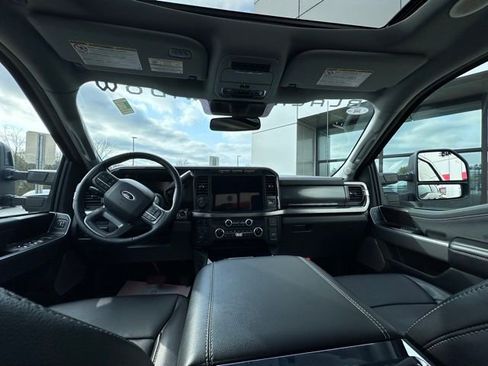 Used 2024 Ford F250 Lariat w/ Lariat Ultimate Package AWD/4WD image 17