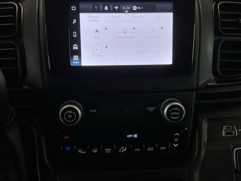 Used 2024 RAM ProMaster 3500 w/ Convenience Group image 17