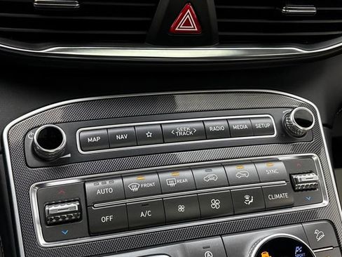 Used 2021 Hyundai Santa Fe Limited w/ Cargo Package image 17