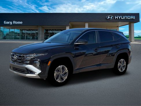 New 2026 Hyundai Tucson Blue SE AWD/4WD image 2
