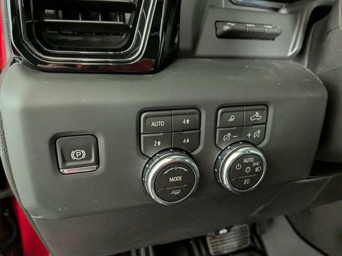 New 2026 GMC Sierra 1500 AT4X AWD/4WD image 17