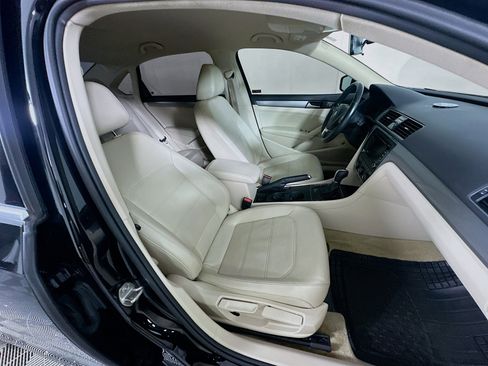 Used 2015 Volkswagen Passat 1.8T Limited Edition image 27