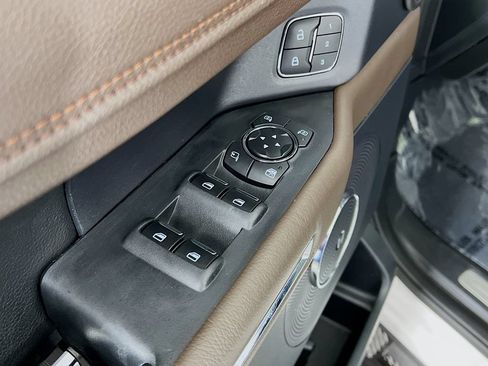 Used 2021 Ford Expedition King Ranch AWD/4WD image 36