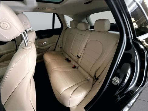 Certified 2018 Mercedes-Benz GLC 300 4MATIC image 21